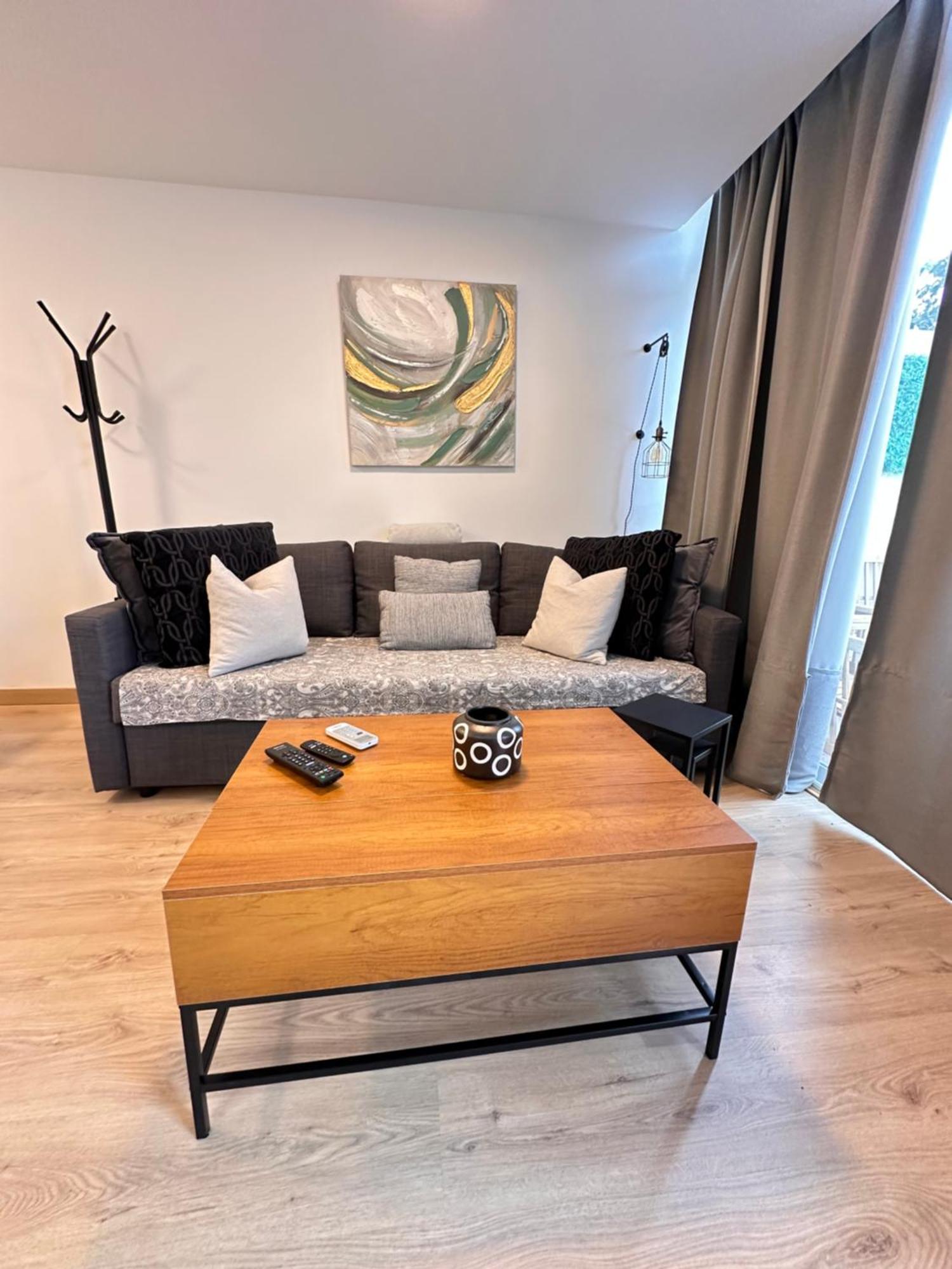 Apartament La Bella Escondida Piscina Campo De Golf Solarium Y Parking En Centro Historico Malaga Zewnętrze zdjęcie